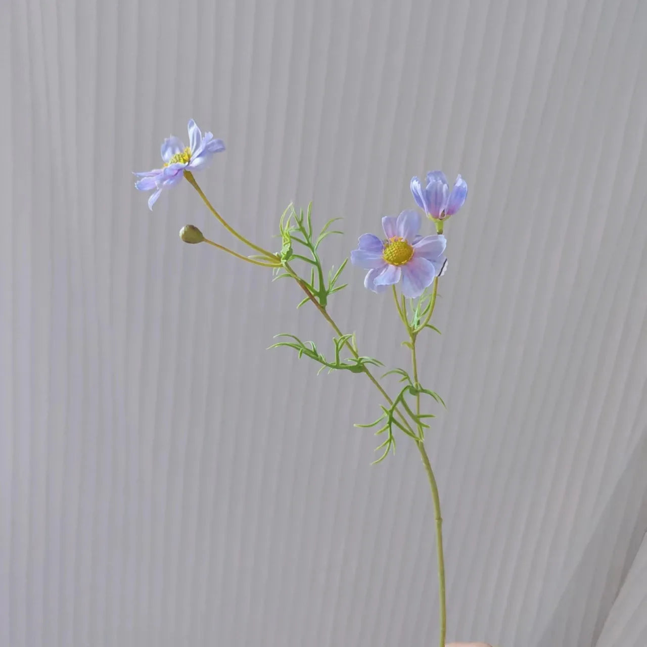 Realistic artificial daisy flowers for decoration and DIY - vue 6 sur 10
