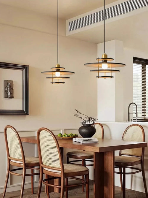 lustre en bois massif de style médiéval pour restaurant rétro - vue 5 sur 10