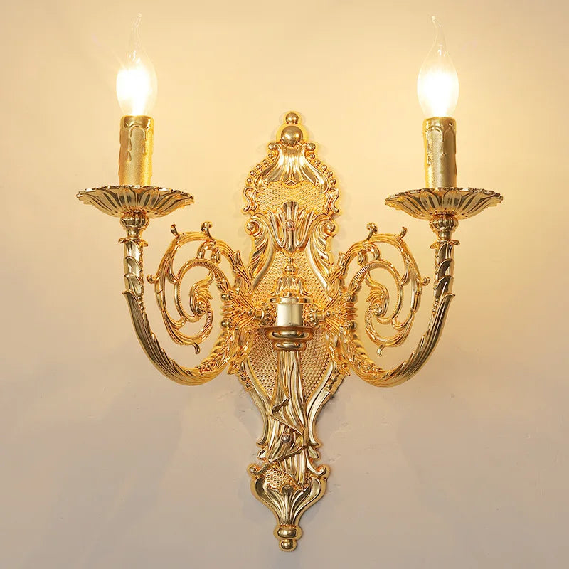 applique murale en zinc et cristal pour éclairage décoratif élégant