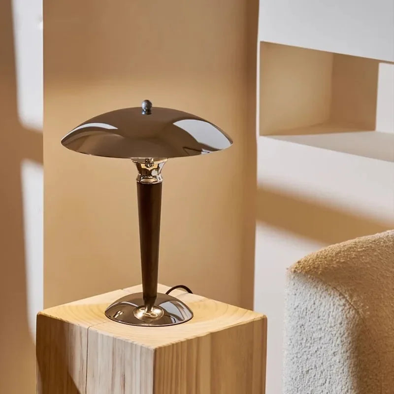 lampe de bureau style industriel en bois et fer - vue 5 sur 8