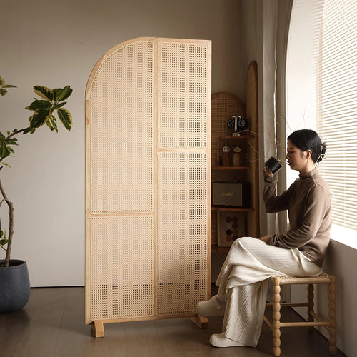 Japanese-style solid wood rattan screen partition is opposite the door to the home, living room entrance is blocked, and mobile - vue 14 sur 29