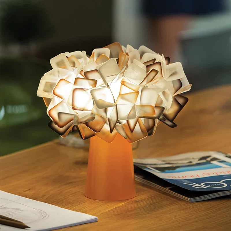lampe de bureau moderne slamp clizia en plastique pvc fleur - vue 4 sur 13