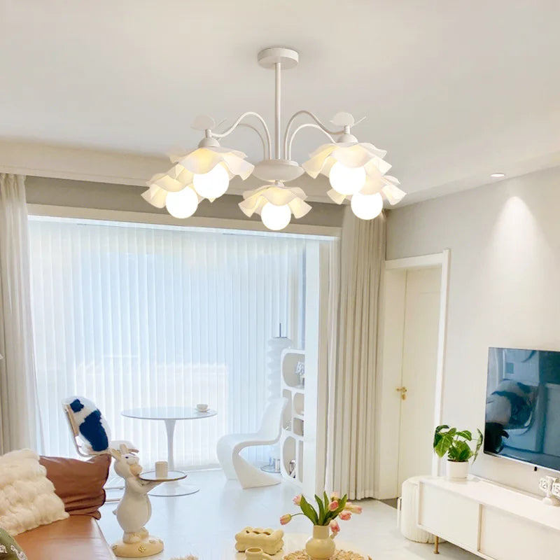 lustre nordique à fleurs style crémeux pour diverses pièces - vue 5 sur 7