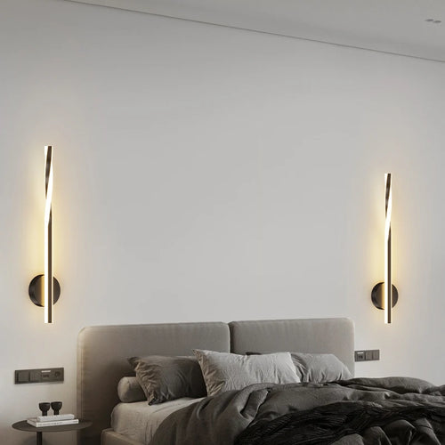 Minimalist LED wall light for modern indoor lighting - vue 3 sur 12