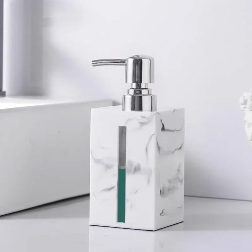 bouteille de désinfectant pour les mains et lotion portable