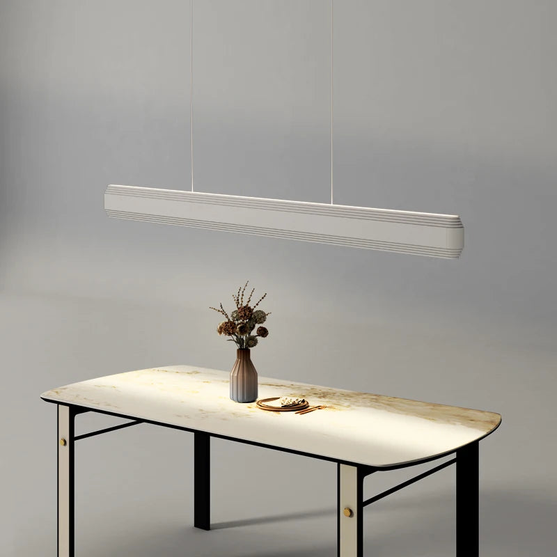 lustre suspendu au design moderne et luxueux - vue 5 sur 14