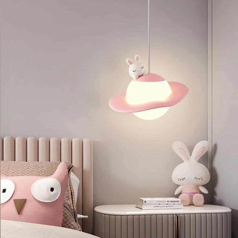 lustre mignon en forme de lapin ours et lune pour chambre d'enfant - vue 5 sur 8