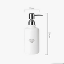 accessoires-de-salle-de-bain-en-c-ramique-blanche-design-nordique-6.png