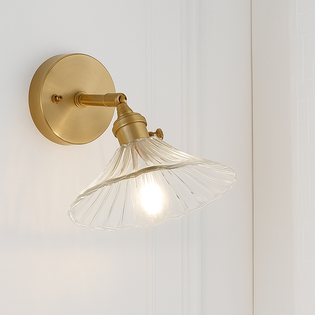 Applique murale dorée à LED et abat-jour en verre - vue 3 sur 15