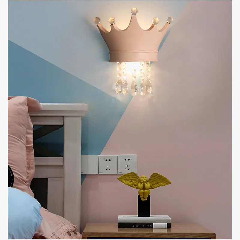 Applique murale en cristal minimaliste et abordable pour enfants