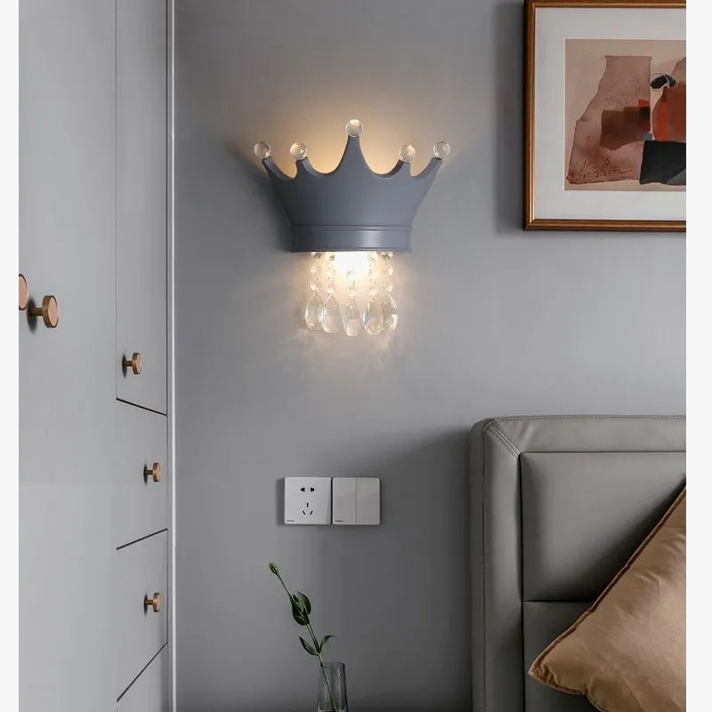 applique-murale-en-cristal-minimaliste-et-abordable-pour-enfants-2.png