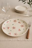 Assiette a gateau ceramique style coreen floral irregulier
