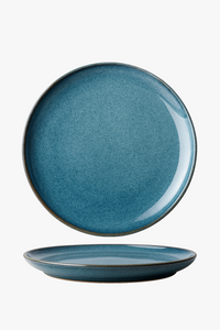 Retro style ceramic plate with flame effect for restaurants