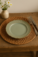 Assiettes plates céramique relief style rétro restauration