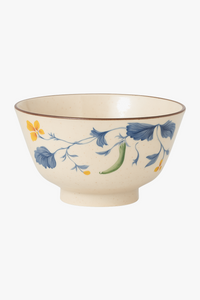 Retro Chinese style ceramic bowl with floral pattern