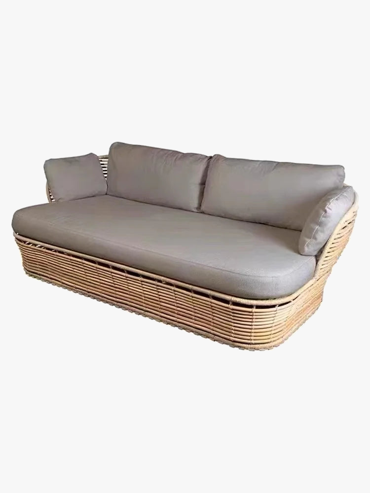 canap-ext-rieur-en-teck-avec-table-basse-et-lit-4.png
