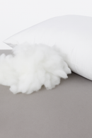 coussin décoratif blanc plusieurs tailles pour un style élégant