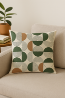 coussin décoratif à motif végétal vert pour un intérieur stylé