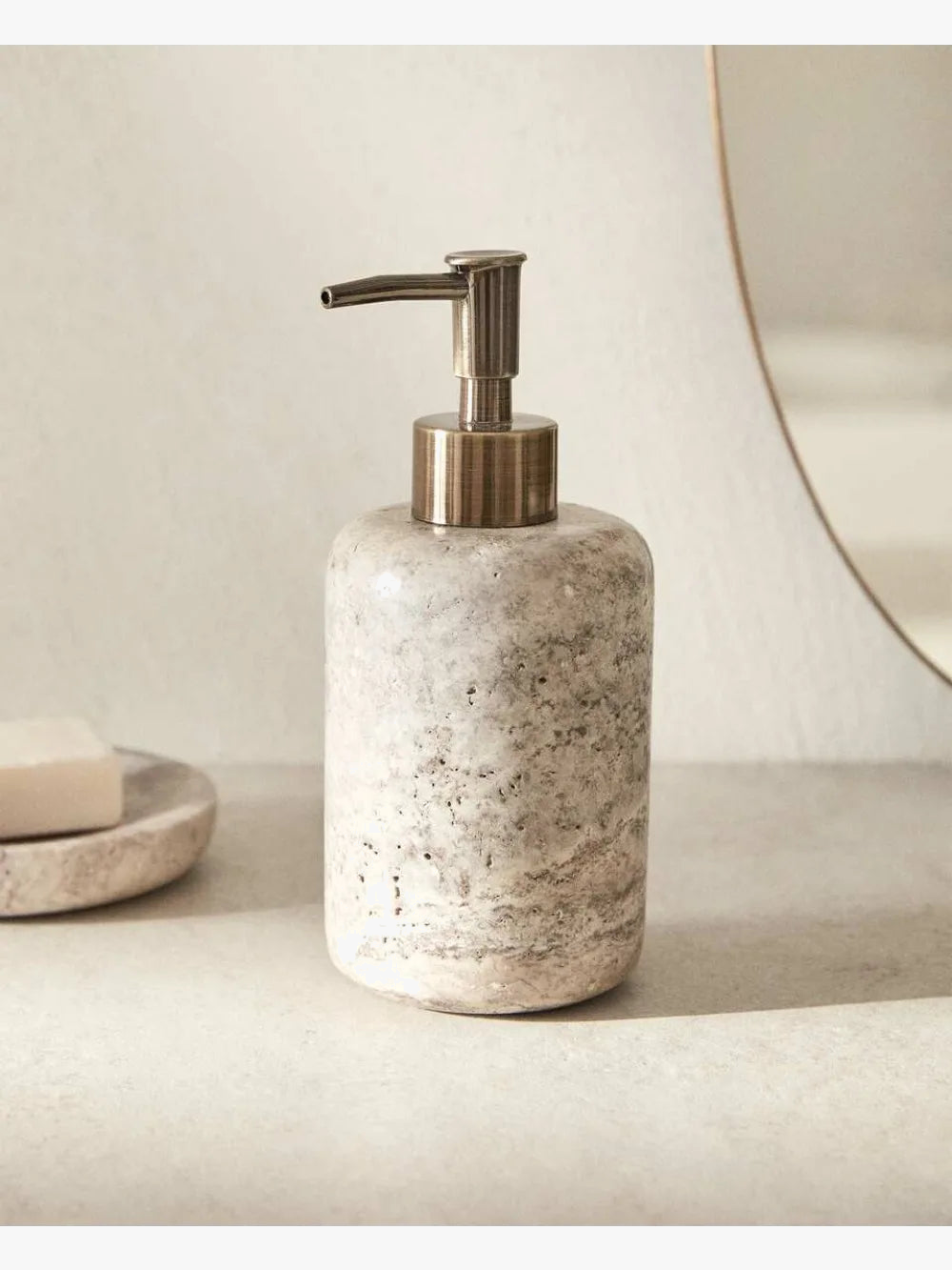 distributeur de liquide rechargeable en marbre travertin naturel