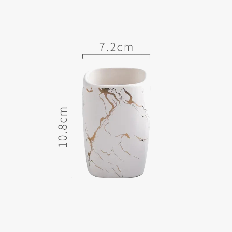 ensemble-de-tasse-en-c-ramique-et-support-de-brosse-dents-7.png