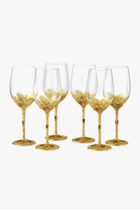 Enamelled crystal wine glass set with elegant decorative patterns