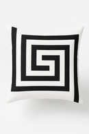 housse de coussin noire et blanche géométrique à lignes ondulées
