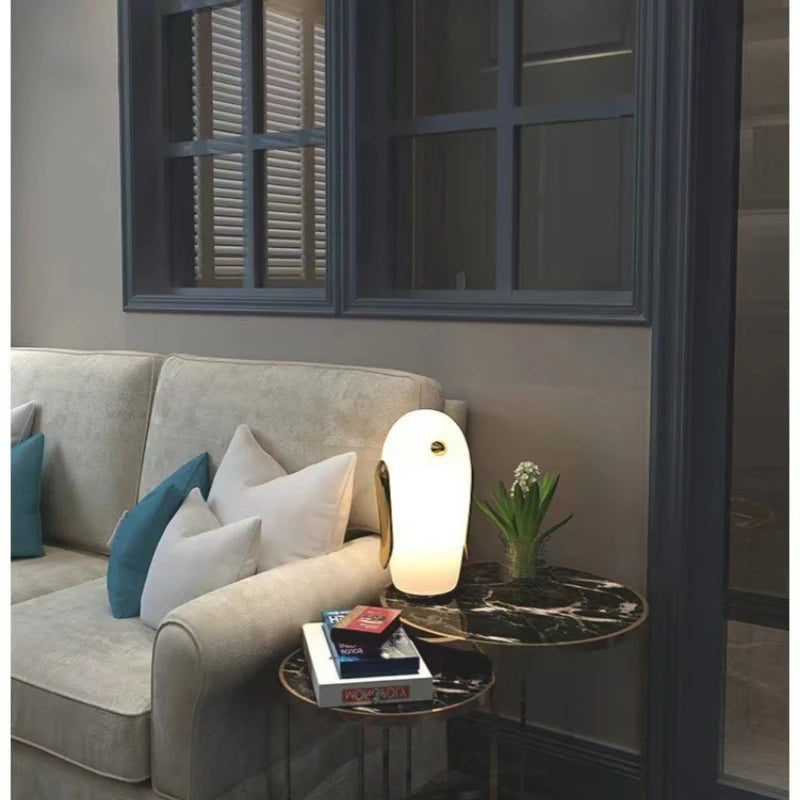 lampe-de-bureau-led-design-animal-cr-atif-minimaliste-d-coratif-5.png