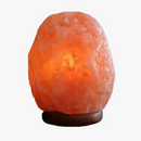 lampe-de-sel-en-cristal-de-l-himalaya-avec-veilleuse-led-et-base-en-bois-4.png