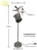lampe-de-sol-exotique-en-forme-de-bol-et-moine-danseur-zen-4.png