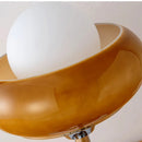 lampe-de-table-vintage-style-bauhaus-en-forme-de-tarte-aux-ufs-3.png