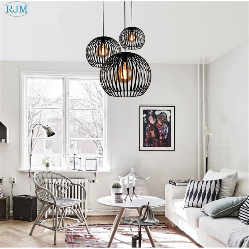 lampes-suspendues-industrielles-vintage-nordiques-pour-bars-et-restaurants-3.png