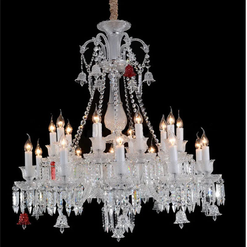 lustre moderne en cristal et chrome pour éclairage élégant