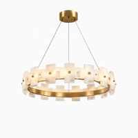 lustre rond en marbre naturel avec anneau en cuivre réglable