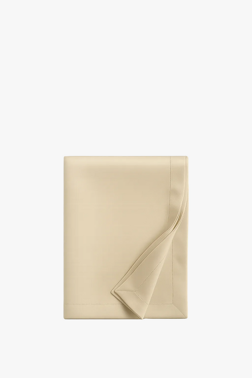 Nappe satin soyeuse elegante pour table fete mariage