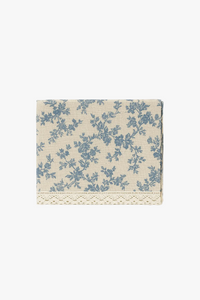 Nappe style champetre dentelle marguerite pompons decoration table