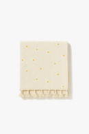 nappe-style-pastoral-dentelle-marguerite-pompons-table-reception-0.png