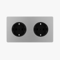 Prise électrique double (Europe) en acier gris clair brossé bords arrondis