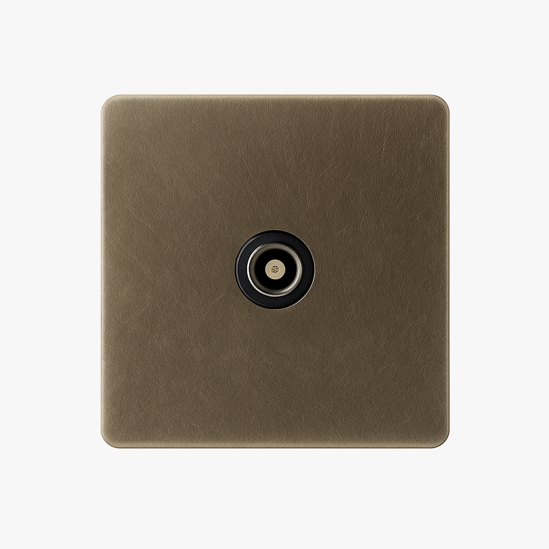 prise-tv-en-acier-gris-vieilli-bords-arrondis-0.png