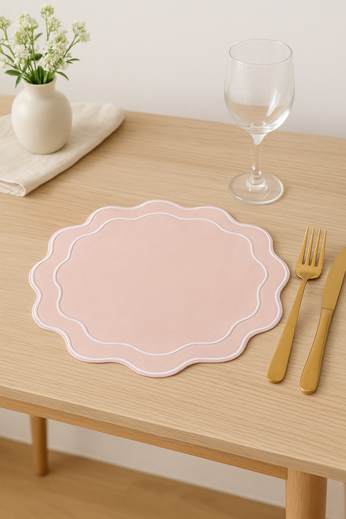 Set de table coton brodé style vintage ondulé - vue 2 sur 2
