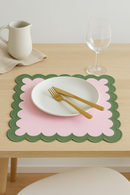 Set de table coton brodé vintage bord ondulé