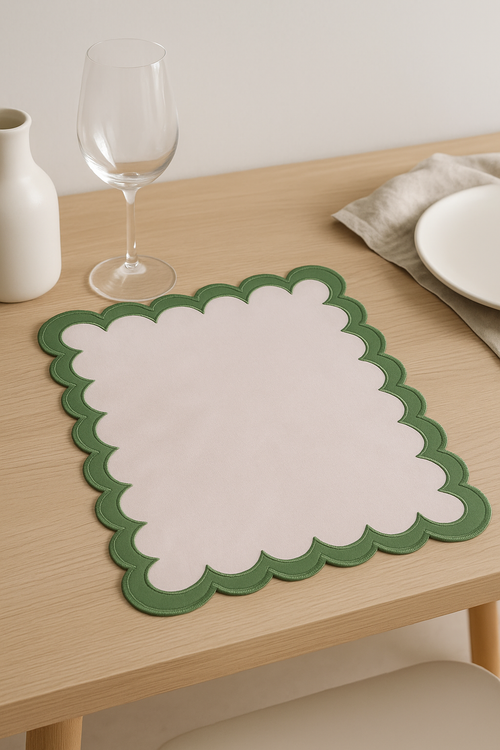 Set de table coton brodé vintage bords ondulés - vue 2 sur 2