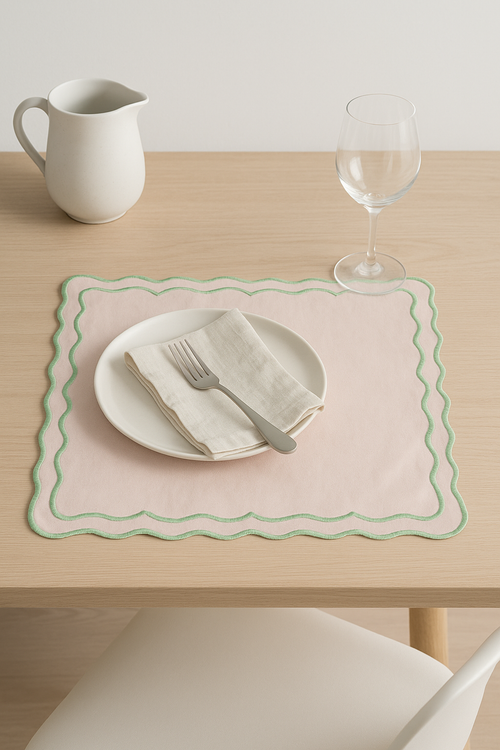 Set de table coton brodé vintage bords ondulés