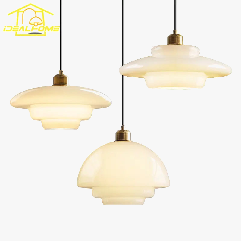 suspension décorative en verre design pour intérieur moderne