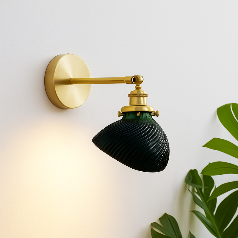 Suspension design en verre vert minimaliste japonais