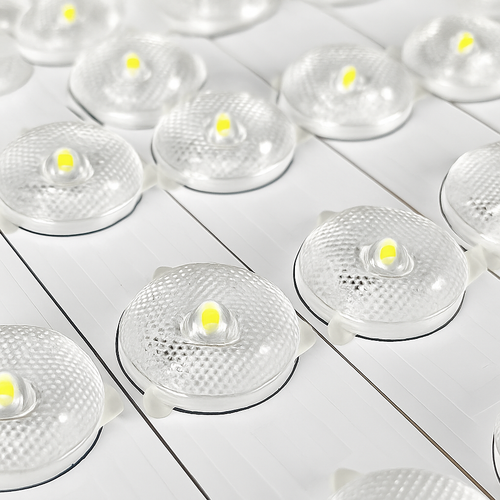 suspension-led-design-minimaliste-moderne-respectueuse-de-l-environnement-4.png