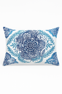 taie d'oreiller rectangulaire à motif fleurs et feuilles bleues
