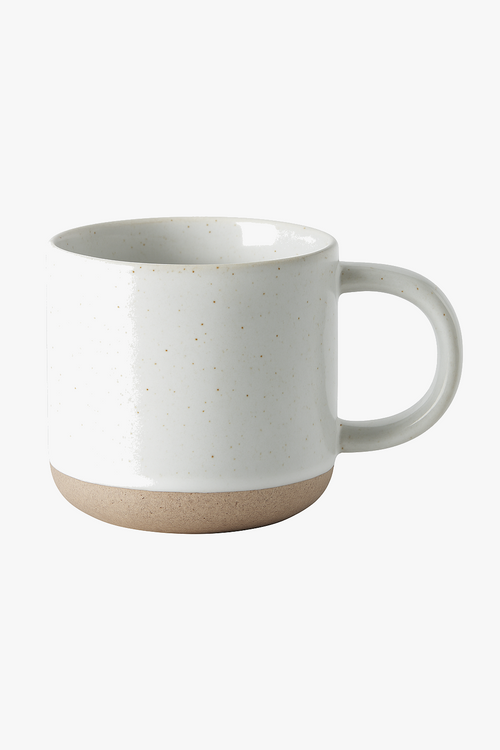 tasse-cafe-ceramique-mouchetee-design-moderne-anse-0.png