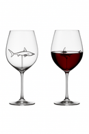 Verre à vin design talon haut requin original