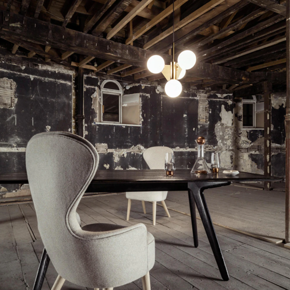 Lustre moderne pyramidale doré avec globes en verre luxury Ariana - vue 4 sur 9
