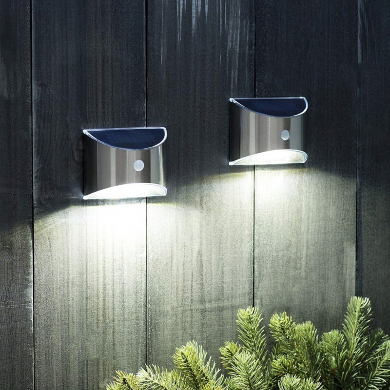 Applique extérieur solaire à LED chromée arrondie (lot de 2)